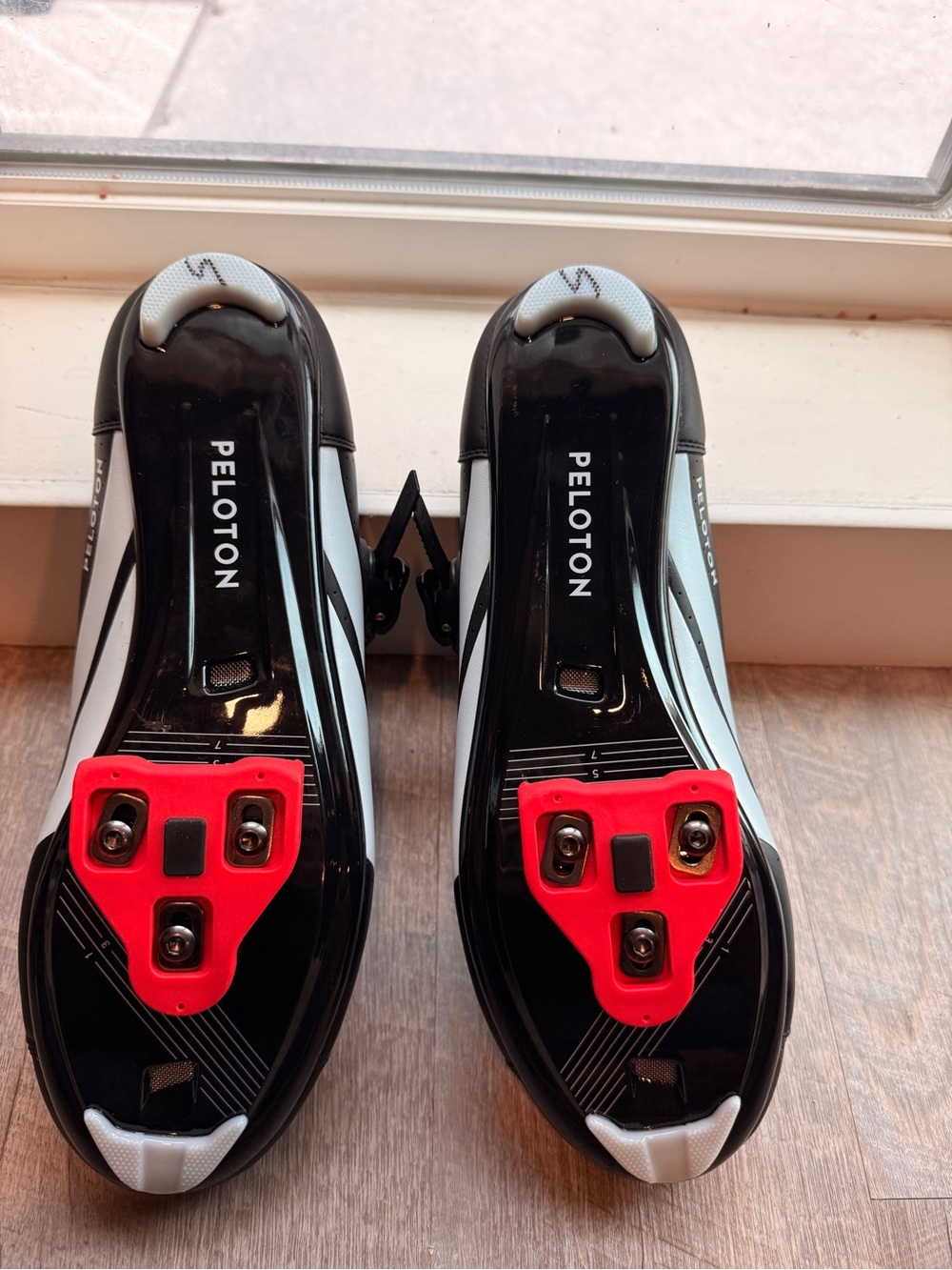 Peloton Men's Black Cycling Shoes 47 (US 13) with Clips - Picture 3 of 6